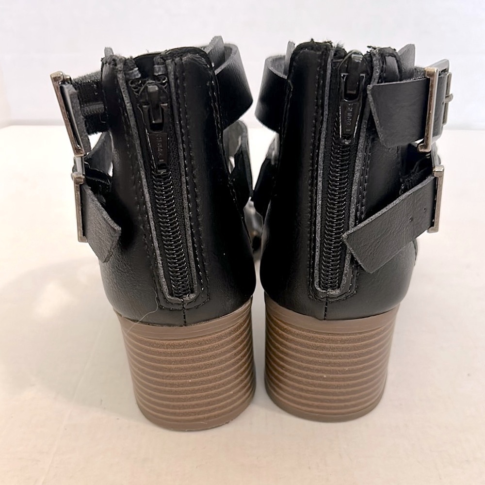 BIG BUDDHA Black Vegan Leather Block Heel Strappy Sandals 7 Black - Picture 9 of 13
